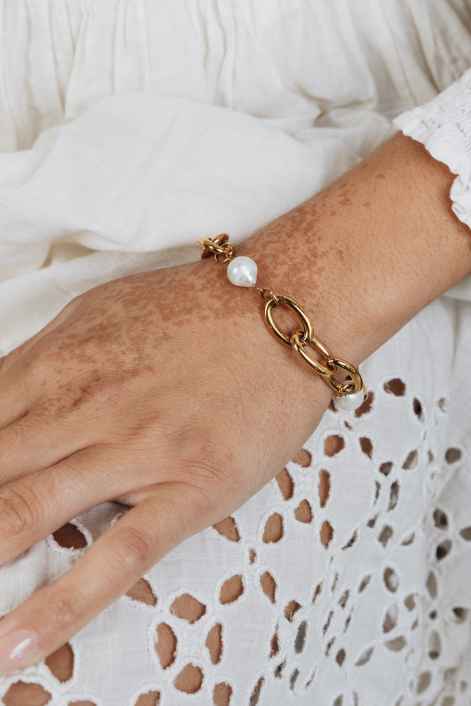 Moments Bracelet